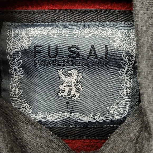 FUSAI Cowl Neck Maroon  Sweater - Picture 3 of 3